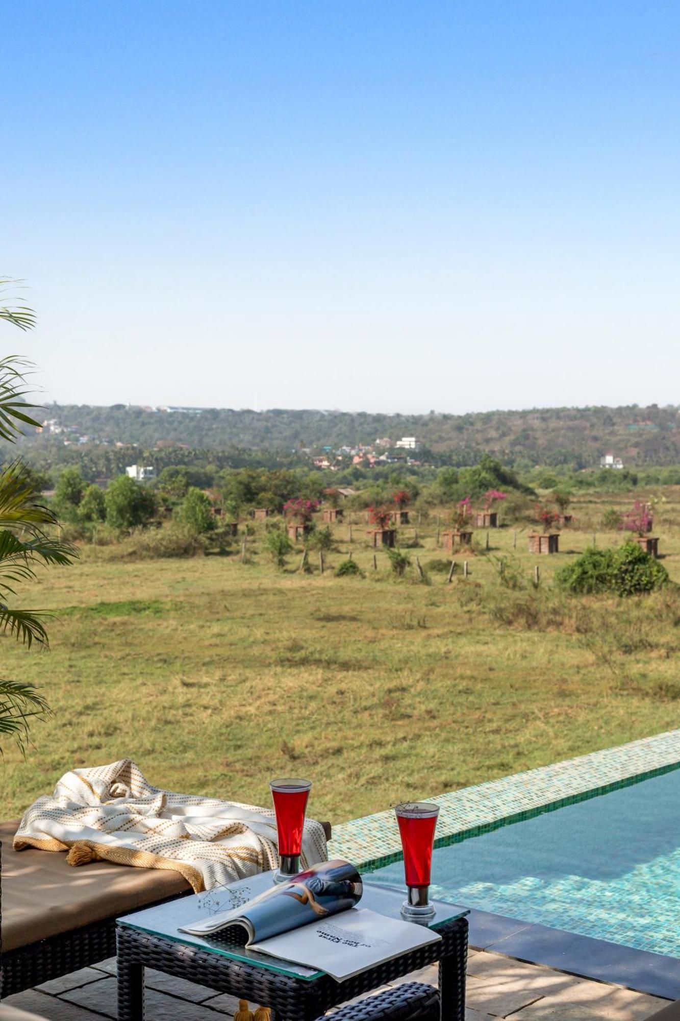 Sohonos 2 - Luxurious 3Bhk With Private Pool Nerul (Goa) Exterior foto